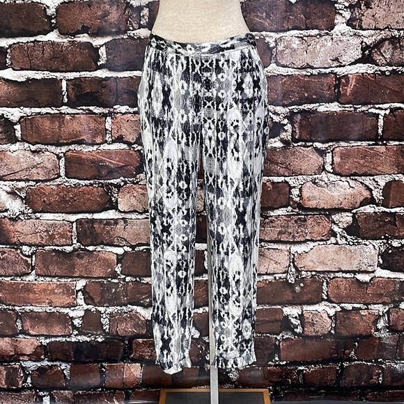 Paige Pants Silver Black Printed Silky Satin Pockets Size Small - Picture 9 of 14